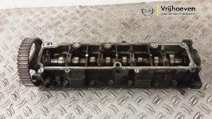 Gebruikte Nokkenashuis Opel Combo Cargo 1.6 CDTI 75 Prijs € 150,00 Inclusief btw aangeboden door Autodemontage Vrijhoeven B.V.