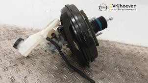 Gebruikte Rembekrachtiger Opel Corsa F (UB/UH/UP) 1.2 Turbo 12V 100 Prijs € 75,00 Margeregeling aangeboden door Autodemontage Vrijhoeven B.V.