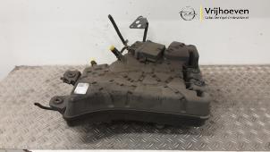 Gebruikte Tank adblue Opel Astra K Sports Tourer 1.6 CDTI 136 16V Prijs € 1.500,00 Margeregeling aangeboden door Autodemontage Vrijhoeven B.V.