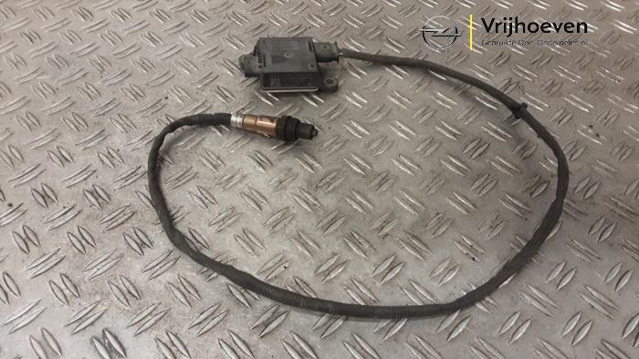 Gebruikte Nox sensor Opel Astra K Sports Tourer 1.6 CDTI 136 16V Prijs € 350,00 Margeregeling aangeboden door Autodemontage Vrijhoeven B.V.