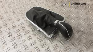 Gebruikte Pookknop Opel Astra J GTC (PD2/PF2) 1.4 Turbo 16V ecoFLEX 140 Prijs € 30,00 Margeregeling aangeboden door Autodemontage Vrijhoeven B.V.