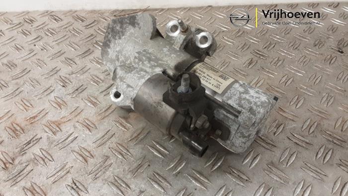 Gebruikte Startmotor Opel Astra K 1.5 CDTi 122 12V Prijs € 300,00 Margeregeling aangeboden door Autodemontage Vrijhoeven B.V.