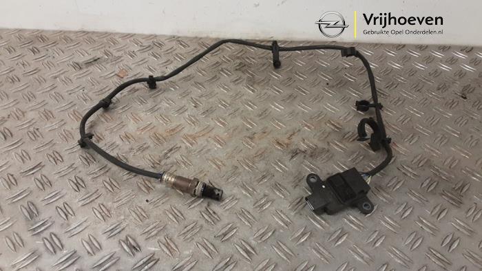 Gebruikte Nox sensor Opel Astra K 1.5 CDTi 122 12V Prijs € 200,00 Margeregeling aangeboden door Autodemontage Vrijhoeven B.V.