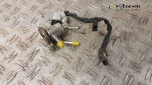 Gebruikte Adblue injector Opel Astra K 1.5 CDTi 122 12V Prijs € 100,00 Margeregeling aangeboden door Autodemontage Vrijhoeven B.V.