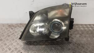 Gebruikte Koplamp links Opel Signum (F48) 3.2 V6 24V Prijs € 60,00 Margeregeling aangeboden door Autodemontage Vrijhoeven B.V.