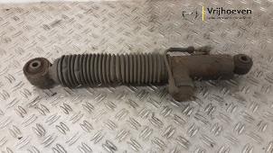 Gebruikte Schokdemper rechts-achter Opel Signum (F48) 3.2 V6 24V Prijs € 75,00 Margeregeling aangeboden door Autodemontage Vrijhoeven B.V.