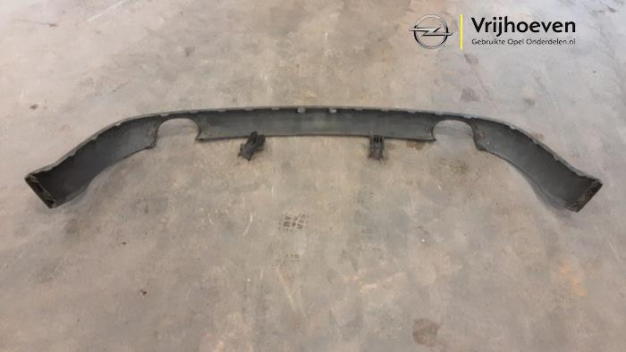 Diffuser achterbumper van een Opel Signum (F48) 3.2 V6 24V 2004