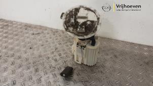 Gebruikte Brandstofpomp Elektrisch Opel Astra H SW (L35) 1.8 16V Prijs € 40,00 Margeregeling aangeboden door Autodemontage Vrijhoeven B.V.