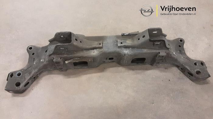 Gebruikte Subframe Opel Insignia Grand Sport 1.6 CDTI 16V 136 Prijs € 90,00 Inclusief btw aangeboden door Autodemontage Vrijhoeven B.V.