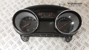 Gebruikte Instrumentenpaneel Opel Astra K 1.0 Turbo 12V Prijs € 125,00 Margeregeling aangeboden door Autodemontage Vrijhoeven B.V.