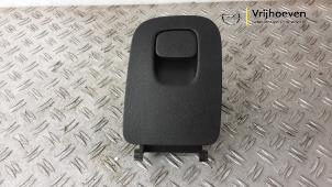 Gebruikte Opbergvak Opel Mokka/Mokka X 1.4 Turbo 16V Bi-fuel ecoFLEX 4x2 Prijs € 35,00 Margeregeling aangeboden door Autodemontage Vrijhoeven B.V.