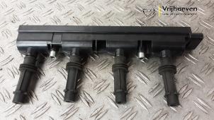 Gebruikte Bobine Opel Corsa E 1.4 16V Prijs € 40,00 Margeregeling aangeboden door Autodemontage Vrijhoeven B.V.