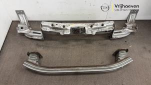 Gebruikte Frontpaneel Opel Combo 1.6 CDTI 16V Prijs € 100,00 Margeregeling aangeboden door Autodemontage Vrijhoeven B.V.