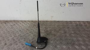 Gebruikte Antenne Opel Corsa E 1.3 CDTi 16V ecoFLEX Prijs € 40,00 Margeregeling aangeboden door Autodemontage Vrijhoeven B.V.