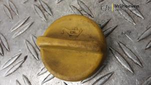 Gebruikte Oliedop Opel Meriva 1.6 16V Prijs € 10,00 Margeregeling aangeboden door Autodemontage Vrijhoeven B.V.