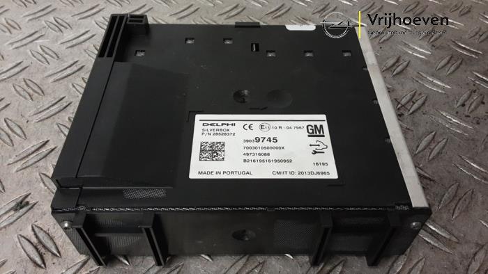Gebruikte Radio module Opel Astra K 1.0 Turbo 12V Prijs € 90,00 Margeregeling aangeboden door Autodemontage Vrijhoeven B.V.