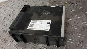 Gebruikte Radio module Opel Astra K 1.0 Turbo 12V Prijs € 90,00 Margeregeling aangeboden door Autodemontage Vrijhoeven B.V.