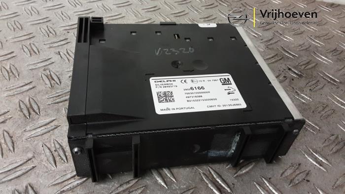 Gebruikte Radio module Opel Astra K 1.0 Turbo 12V Prijs € 90,00 Margeregeling aangeboden door Autodemontage Vrijhoeven B.V.