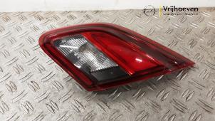 Gebruikte Achterlicht rechts Opel Corsa E 1.0 SIDI Turbo 12V Prijs € 30,00 Margeregeling aangeboden door Autodemontage Vrijhoeven B.V.