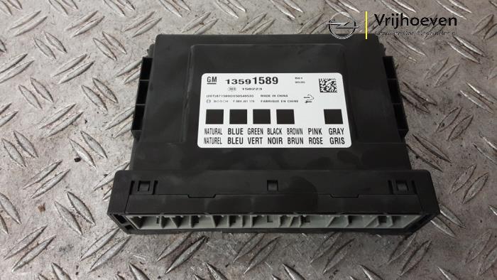 Gebruikte Computer Body Control Opel Corsa E 1.0 SIDI Turbo 12V Prijs € 80,00 Margeregeling aangeboden door Autodemontage Vrijhoeven B.V.