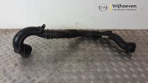 Gebruikte Intercooler Buis Opel Astra J GTC (PD2/PF2) 1.4 Turbo 16V ecoFLEX 120 Prijs € 30,00 Margeregeling aangeboden door Autodemontage Vrijhoeven B.V.