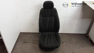 Gebruikte Stoel rechts Opel Corsa D 1.3 CDTi 16V ecoFLEX Prijs € 100,00 Margeregeling aangeboden door Autodemontage Vrijhoeven B.V.