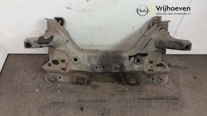 Gebruikte Subframe Opel Corsa D 1.3 CDTi 16V ecoFLEX Prijs € 90,00 Margeregeling aangeboden door Autodemontage Vrijhoeven B.V.