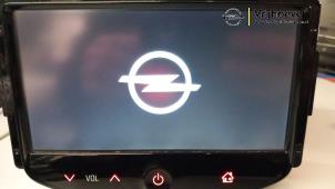 Gebruikte Radio module Opel Adam 1.0 Ecotec 12V SIDI Turbo Prijs € 250,00 Margeregeling aangeboden door Autodemontage Vrijhoeven B.V.