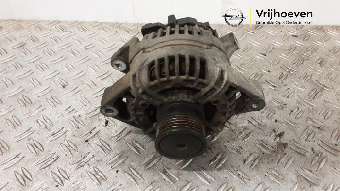 Gebruikte Alternator Opel Zafira (M75) 2.0 16V Turbo Prijs € 50,00 Margeregeling aangeboden door Autodemontage Vrijhoeven B.V.