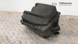 Gebruikte Luchtfilterhuis Opel Zafira (M75) 2.0 16V Turbo Prijs € 20,00 Margeregeling aangeboden door Autodemontage Vrijhoeven B.V.