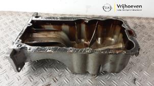 Gebruikte Carterpan Opel Corsa D 1.2 16V Prijs € 75,00 Margeregeling aangeboden door Autodemontage Vrijhoeven B.V.