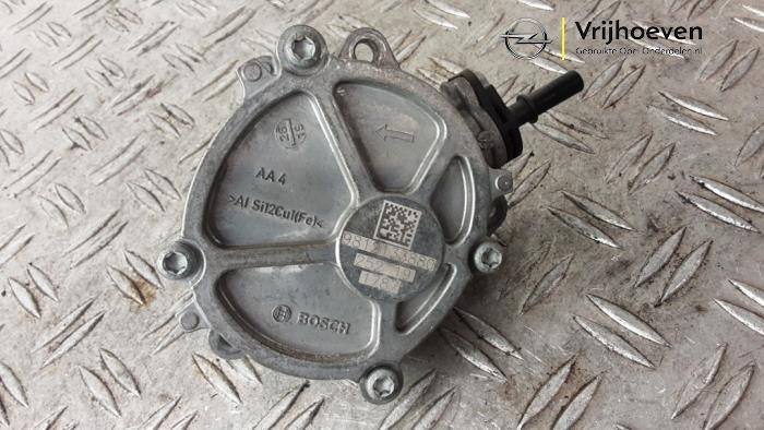 Gebruikte Vacuumpomp (Benzine) Opel Corsa F (UB/UH/UP) 1.2 Turbo 12V 100 Prijs € 35,00 Margeregeling aangeboden door Autodemontage Vrijhoeven B.V.