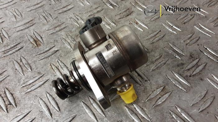 Gebruikte Brandstofpomp Mechanisch Opel Corsa F (UB/UH/UP) 1.2 Turbo 12V 100 Prijs € 70,00 Margeregeling aangeboden door Autodemontage Vrijhoeven B.V.