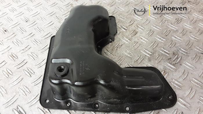 Gebruikte Carterpan Opel Corsa F (UB/UH/UP) 1.2 Turbo 12V 100 Prijs € 40,00 Margeregeling aangeboden door Autodemontage Vrijhoeven B.V.
