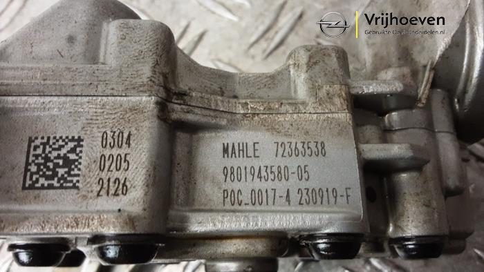 Oliepomp van een Opel Corsa F (UB/UH/UP) 1.2 Turbo 12V 100 2019