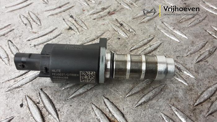 Nokkenas Verstelling van een Opel Corsa F (UB/UH/UP) 1.2 Turbo 12V 100 2019