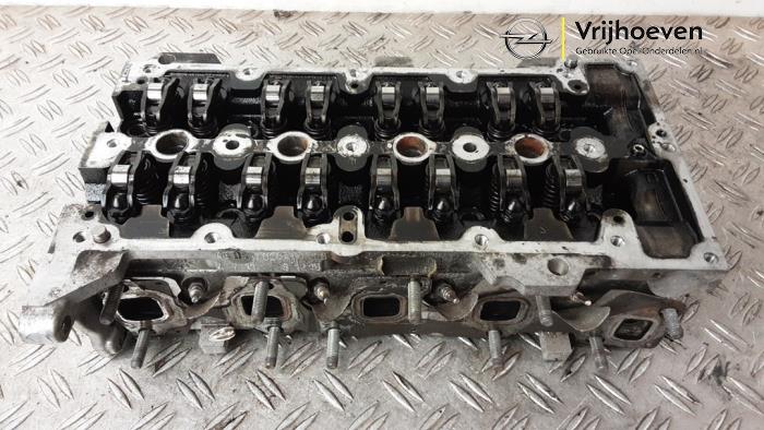 Gebruikte Cilinderkop Opel Corsa E 1.3 CDTi 16V ecoFLEX Prijs € 200,00 Margeregeling aangeboden door Autodemontage Vrijhoeven B.V.