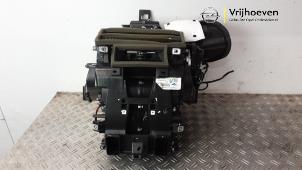 Gebruikte Chaufagebak Opel Corsa F (UB/UH/UP) 1.2 Turbo 12V 100 Prijs € 350,00 Inclusief btw aangeboden door Autodemontage Vrijhoeven B.V.