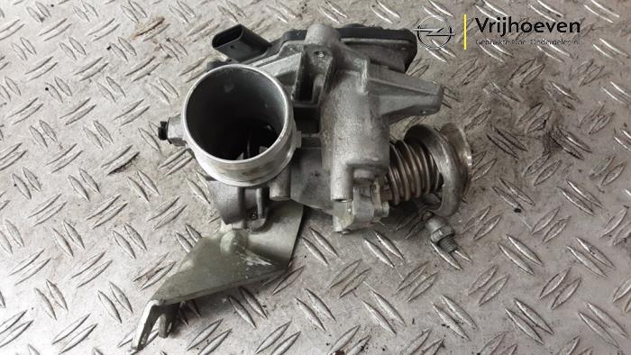 Gebruikte EGR module Opel Corsa E 1.3 CDTi 16V ecoFLEX Prijs € 75,00 Margeregeling aangeboden door Autodemontage Vrijhoeven B.V.