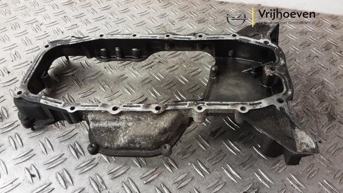 Gebruikte Carterpan Opel Corsa E 1.3 CDTi 16V ecoFLEX Prijs € 75,00 Margeregeling aangeboden door Autodemontage Vrijhoeven B.V.