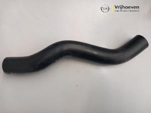 Nieuwe Koelwaterslang Opel Antara 2.4 16V Prijs € 60,00 Inclusief btw aangeboden door Autodemontage Vrijhoeven B.V.