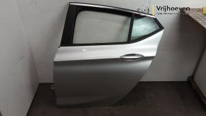 Gebruikte Deur 4Deurs links-achter Opel Astra K 1.4 Turbo 16V Prijs € 300,00 Margeregeling aangeboden door Autodemontage Vrijhoeven B.V.