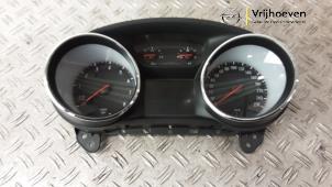 Gebruikte Instrumentenpaneel Opel Astra K 1.4 Turbo 16V Prijs € 125,00 Margeregeling aangeboden door Autodemontage Vrijhoeven B.V.