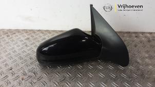 Gebruikte Spiegel Buiten rechts Opel Astra H SW (L35) 1.8 16V Prijs € 65,00 Margeregeling aangeboden door Autodemontage Vrijhoeven B.V.