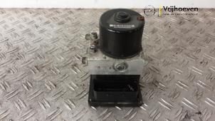 Gebruikte ABS Pomp Opel Astra H SW (L35) 1.8 16V Prijs € 50,00 Margeregeling aangeboden door Autodemontage Vrijhoeven B.V.