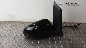 Gebruikte Buitenspiegel rechts Opel Astra J Sports Tourer (PD8/PE8/PF8) 1.6 16V Prijs € 100,00 Margeregeling aangeboden door Autodemontage Vrijhoeven B.V.