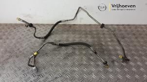 Gebruikte Leiding (diversen) Opel Astra J Sports Tourer (PD8/PE8/PF8) 1.6 16V Prijs € 50,00 Margeregeling aangeboden door Autodemontage Vrijhoeven B.V.