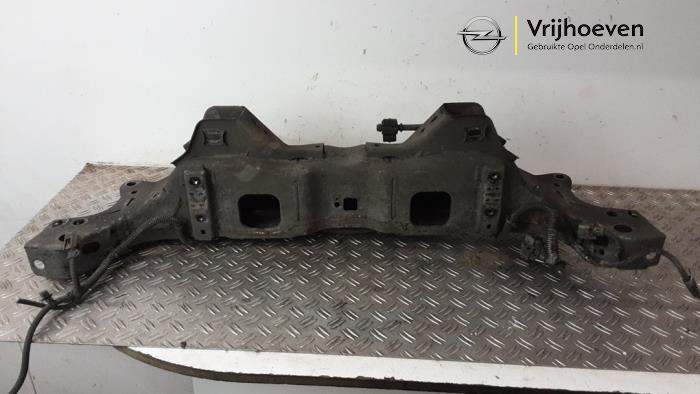 Gebruikte Subframe Opel Insignia Grand Sport 2.0 CDTI 16V Prijs € 90,00 Margeregeling aangeboden door Autodemontage Vrijhoeven B.V.