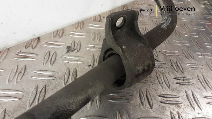 Stabilisatorstang achter van een Opel Insignia Grand Sport 2.0 CDTI 16V 2017