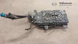 Gebruikte Adblue tank Opel Zafira Tourer (P12) 2.0 CDTI 16V 170 Ecotec Prijs € 500,00 Margeregeling aangeboden door Autodemontage Vrijhoeven B.V.